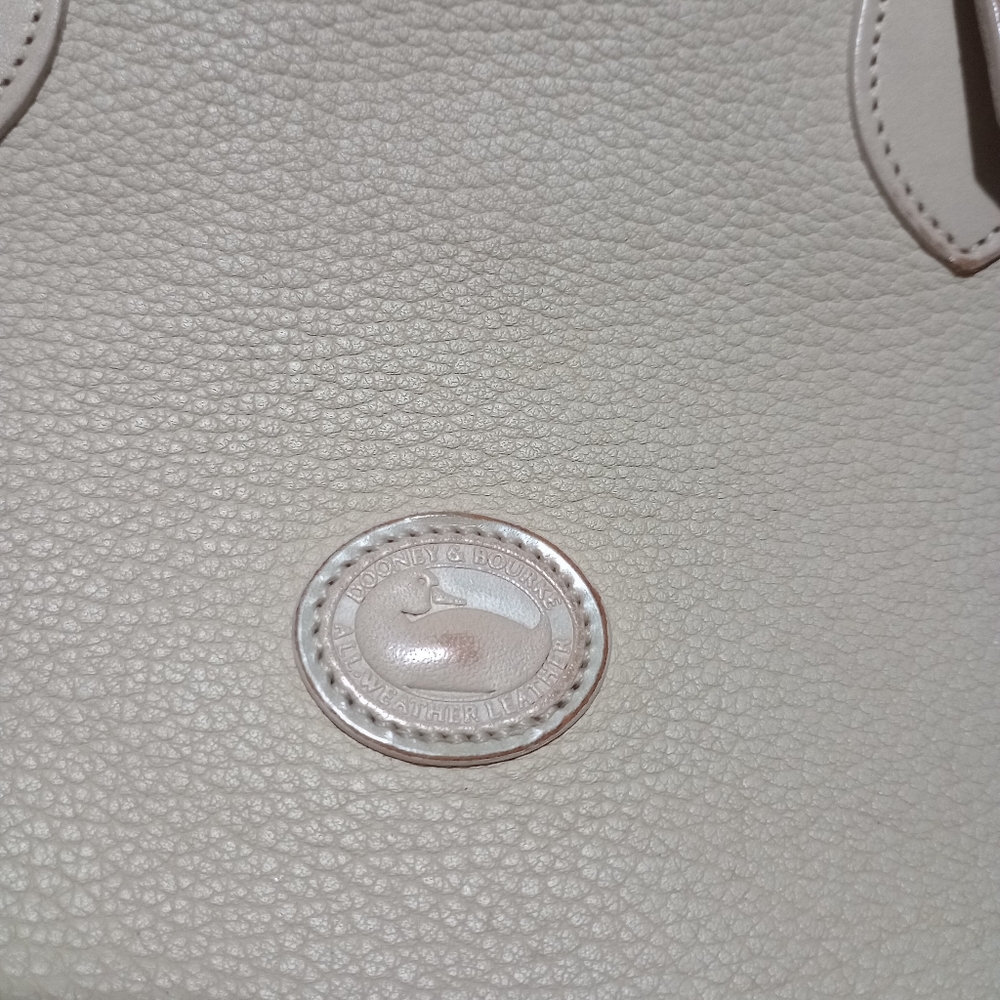 Purse - Picture 4 of 12